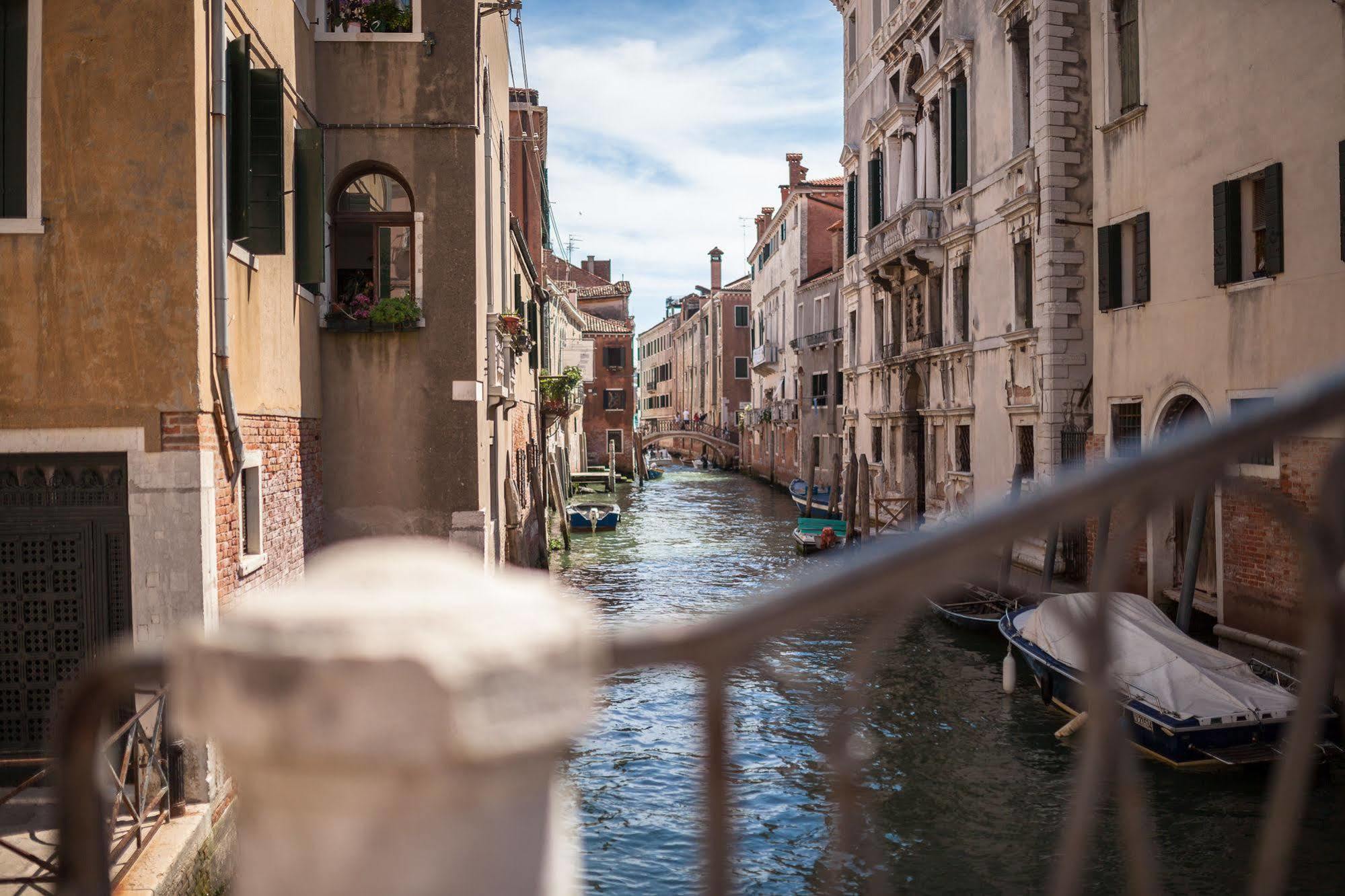Liassidi Wellness Suites Venedig Eksteriør billede
